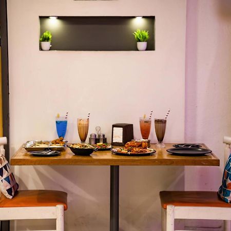 Zostel Delhi Pansiyon Yeni Delhi Dış mekan fotoğraf