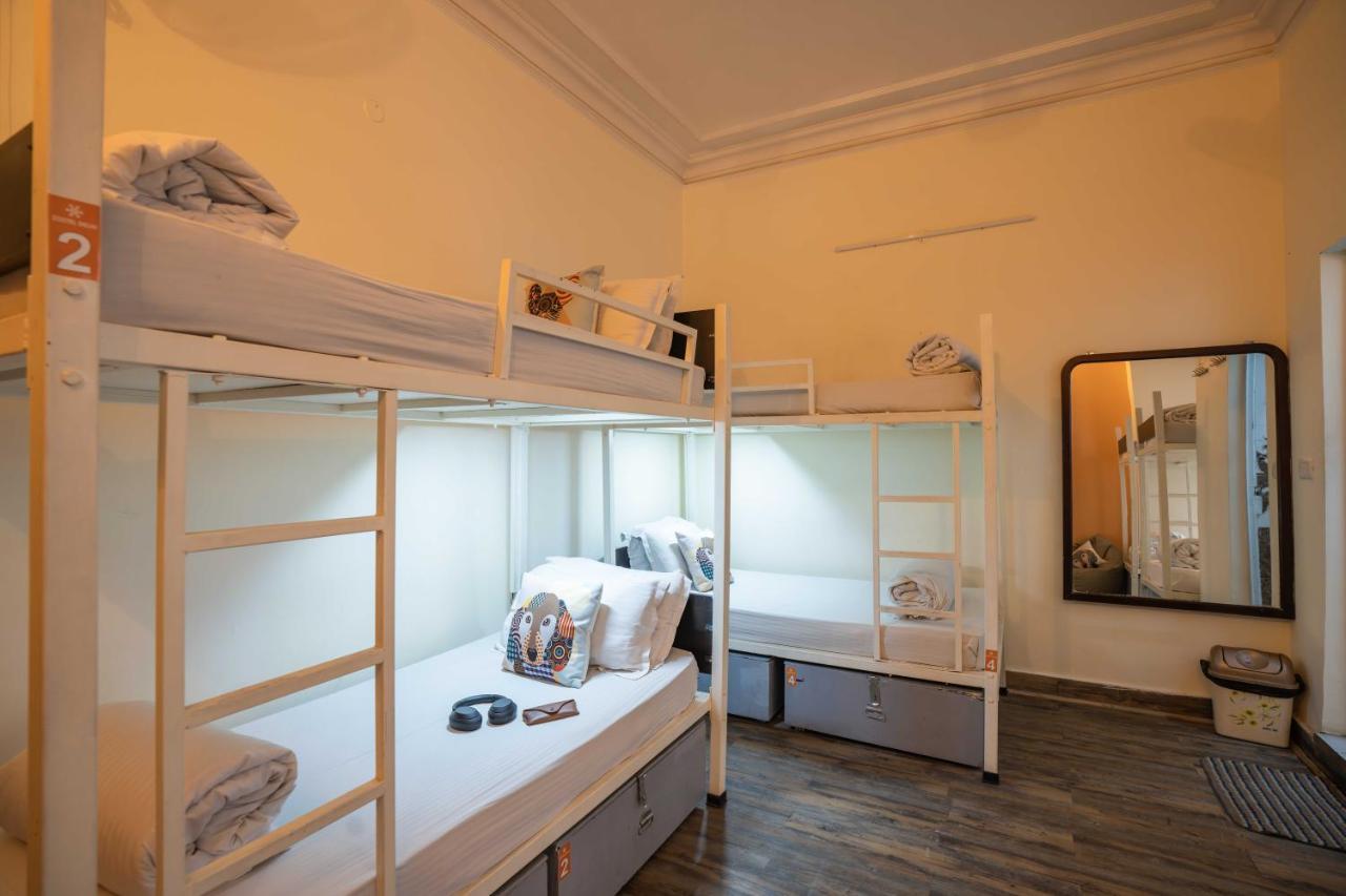 Zostel Delhi Pansiyon Yeni Delhi Dış mekan fotoğraf
