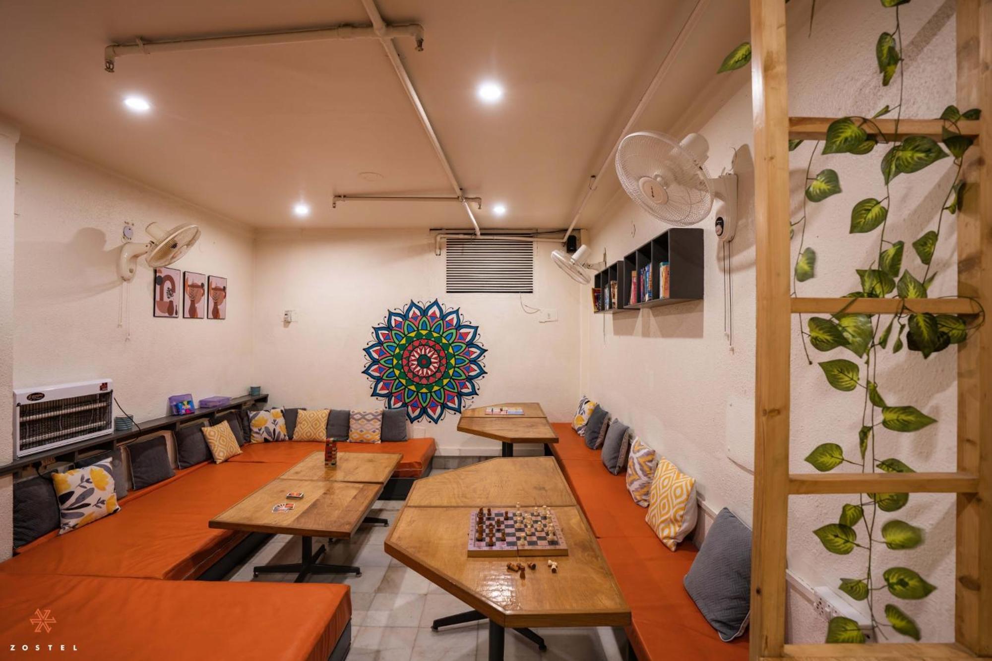 Zostel Delhi Pansiyon Yeni Delhi Dış mekan fotoğraf